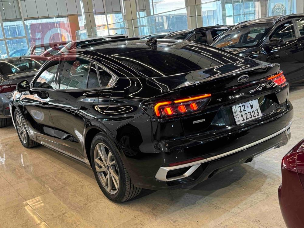 Ford Taurus